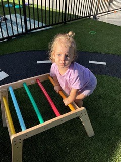 girl-climbing